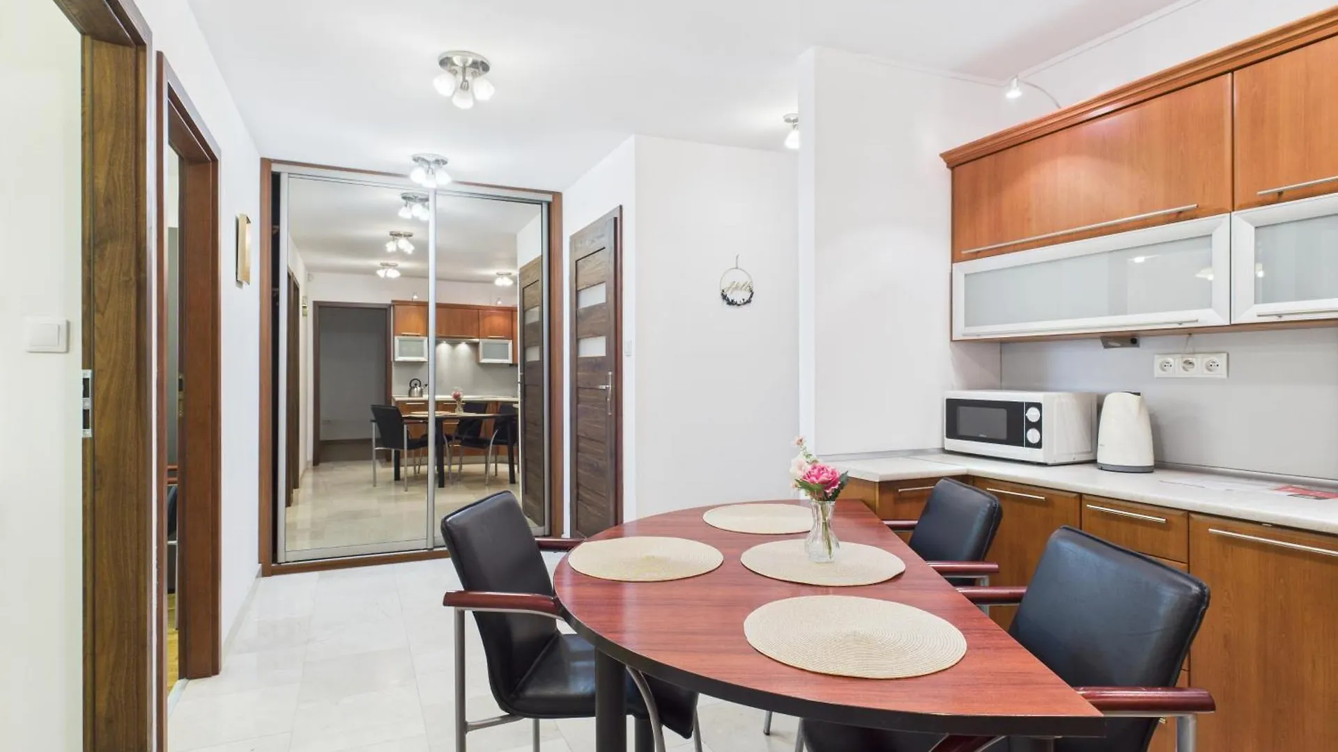 Contatti di Platynowa 6 Rooms Superapart