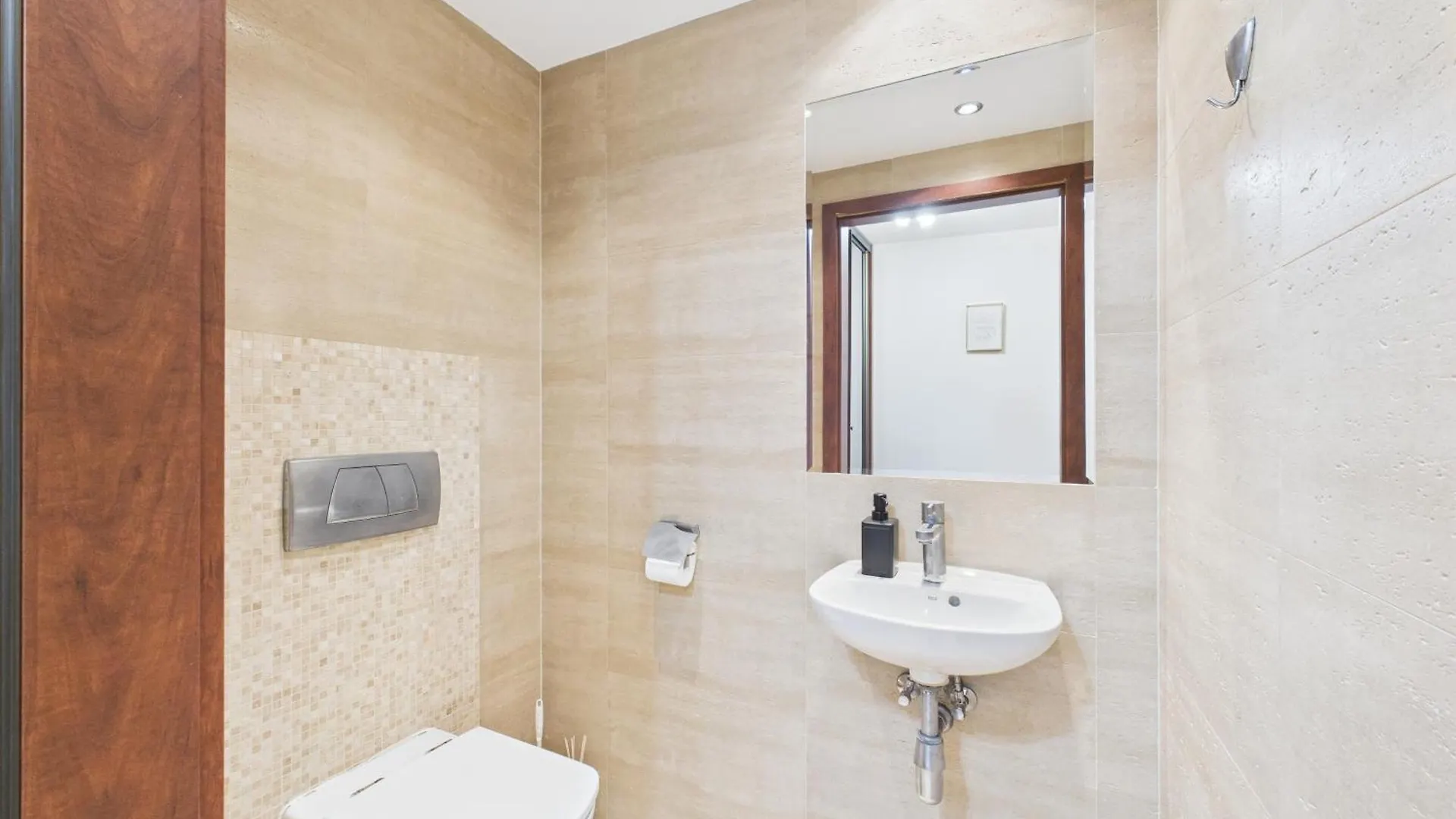 Appartamento Platynowa 6 Rooms Superapart Varsavia